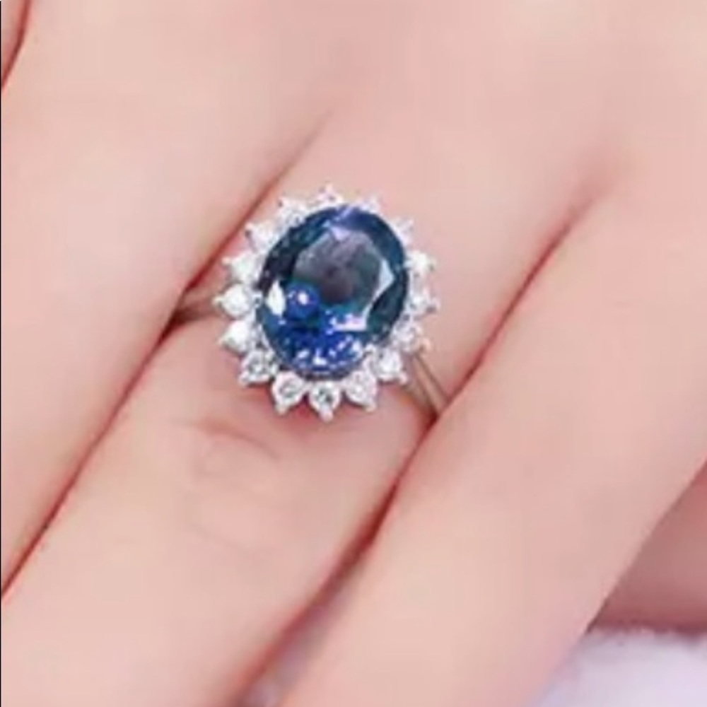 Sapphire & Diamond Ring